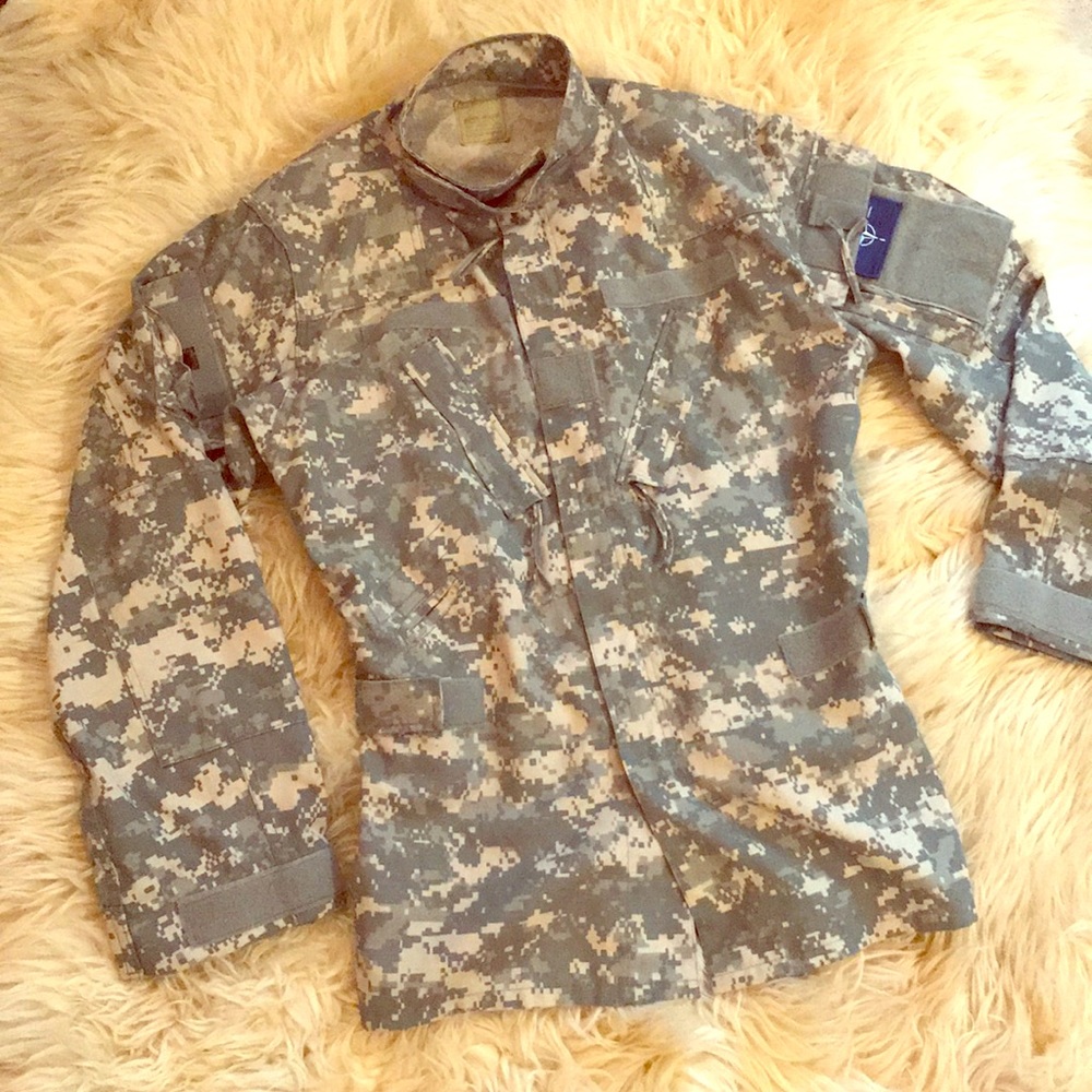 Authentic Unisex Military Jacket!